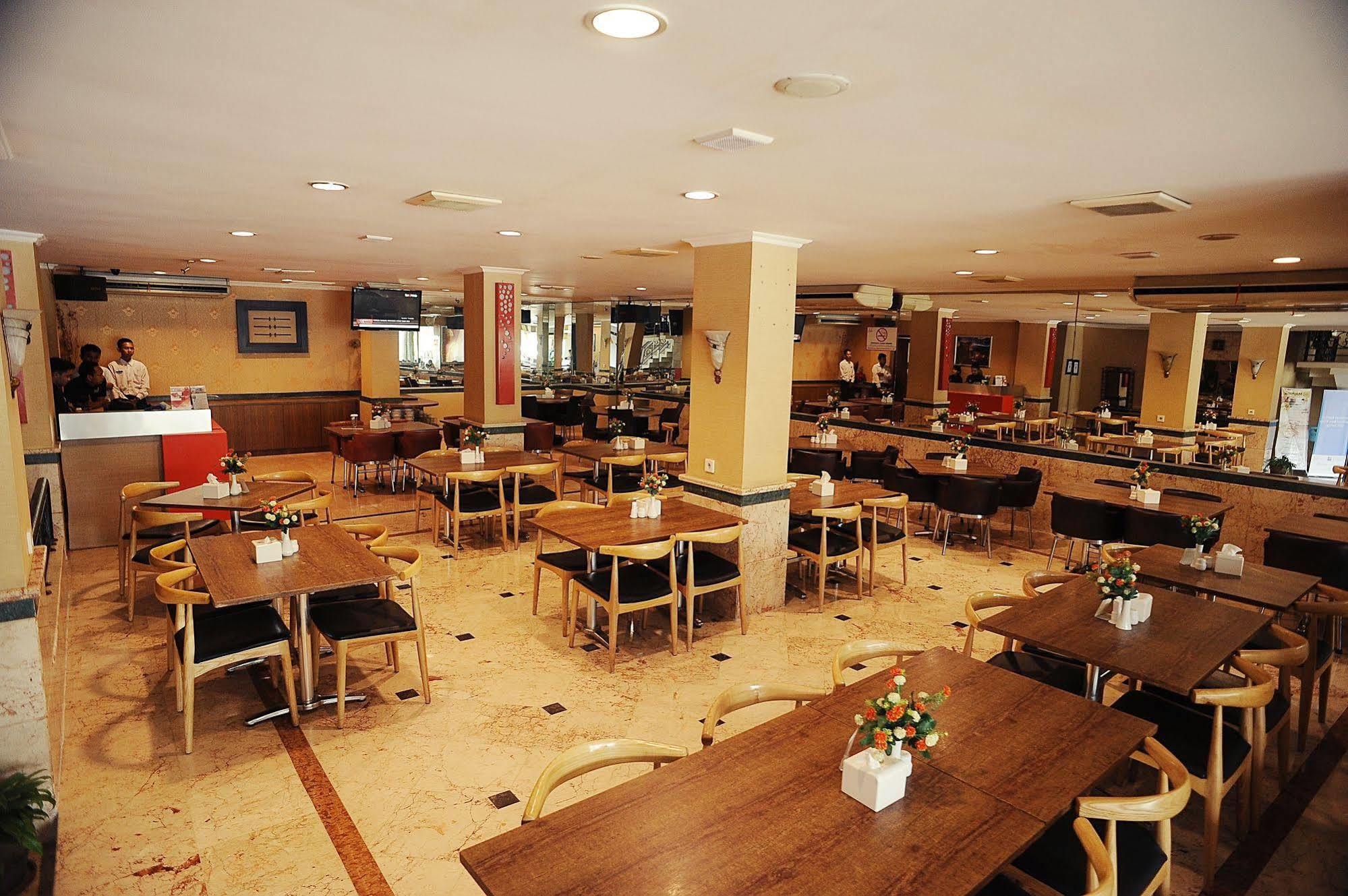 Hotel Anugerah Palembang Exterior foto