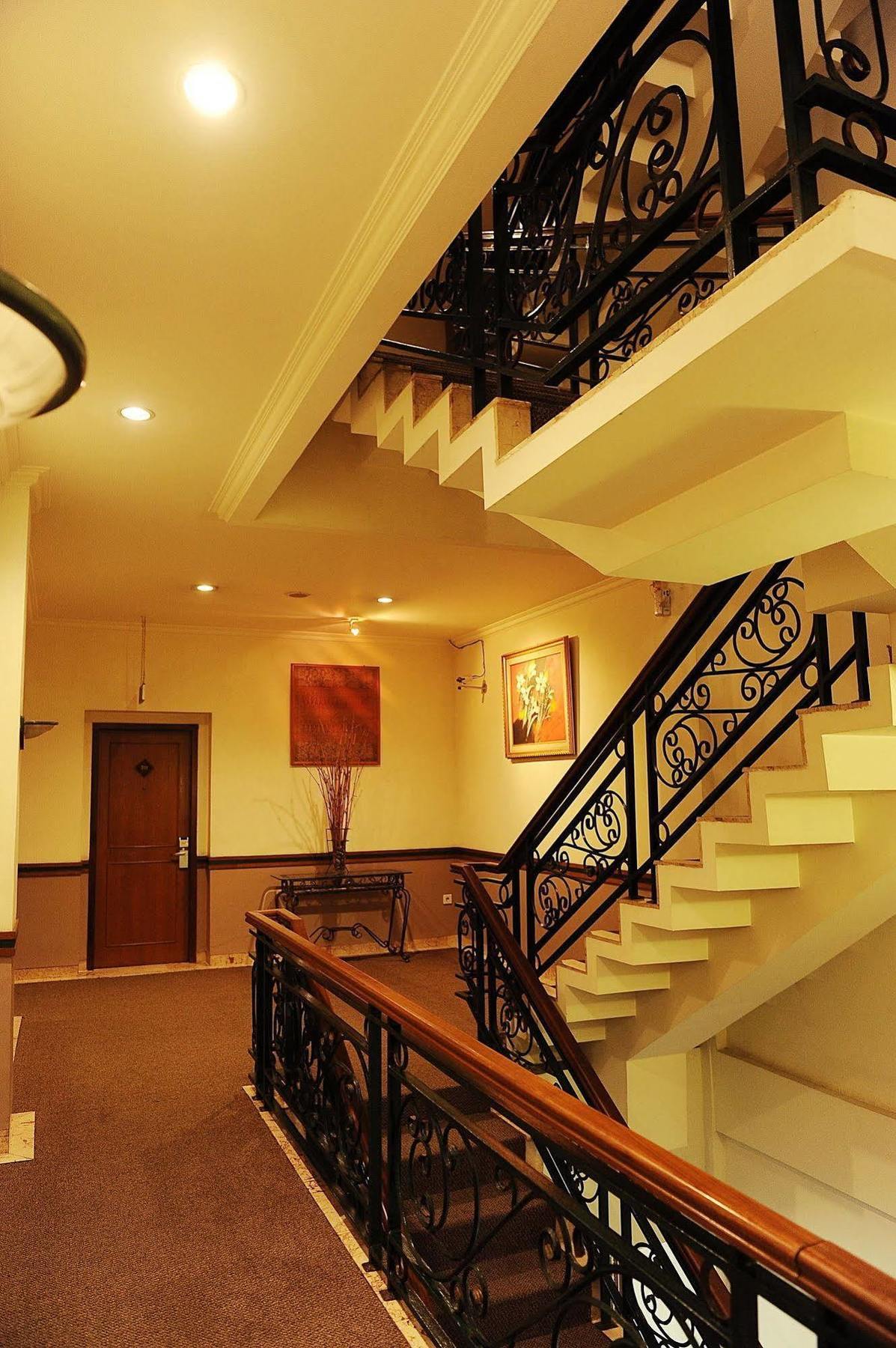 Hotel Anugerah Palembang Exterior foto